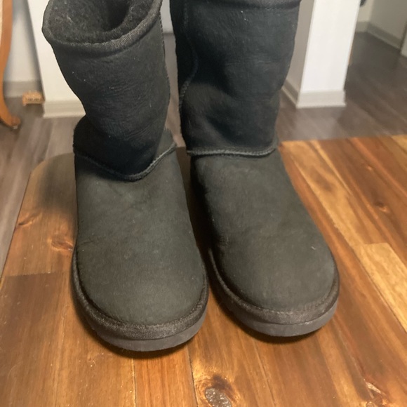 Womens UGG® Classic Short II Boot - Black - Picture 2 of 4